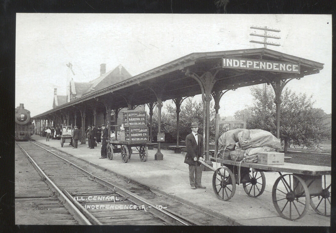 Illinois Central RR Depot from the west, circa 1920